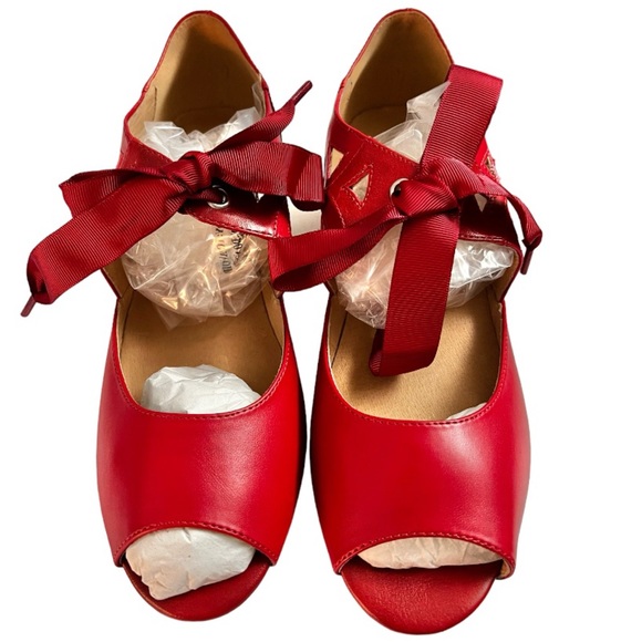 Chelsea Crew Sonia Cherry Red Retro Peep Toe Heel Sandals, Size 7.5 - New In Box - Picture 6 of 12